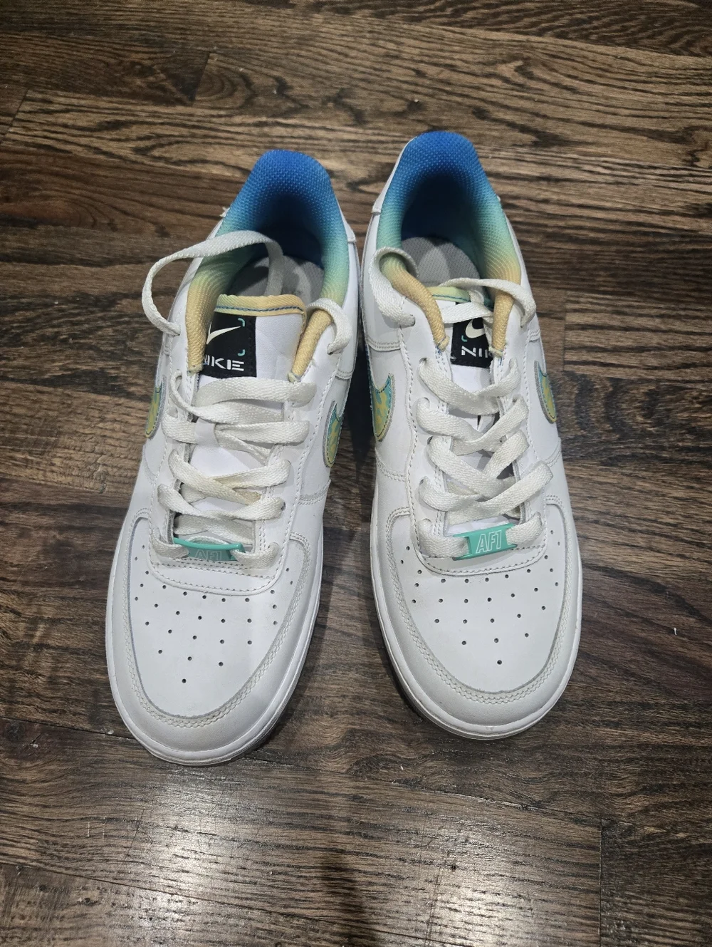 Nike Air Force 1 LV8 GS Unlock Your Space White Multi Sneakers Youth 6.5